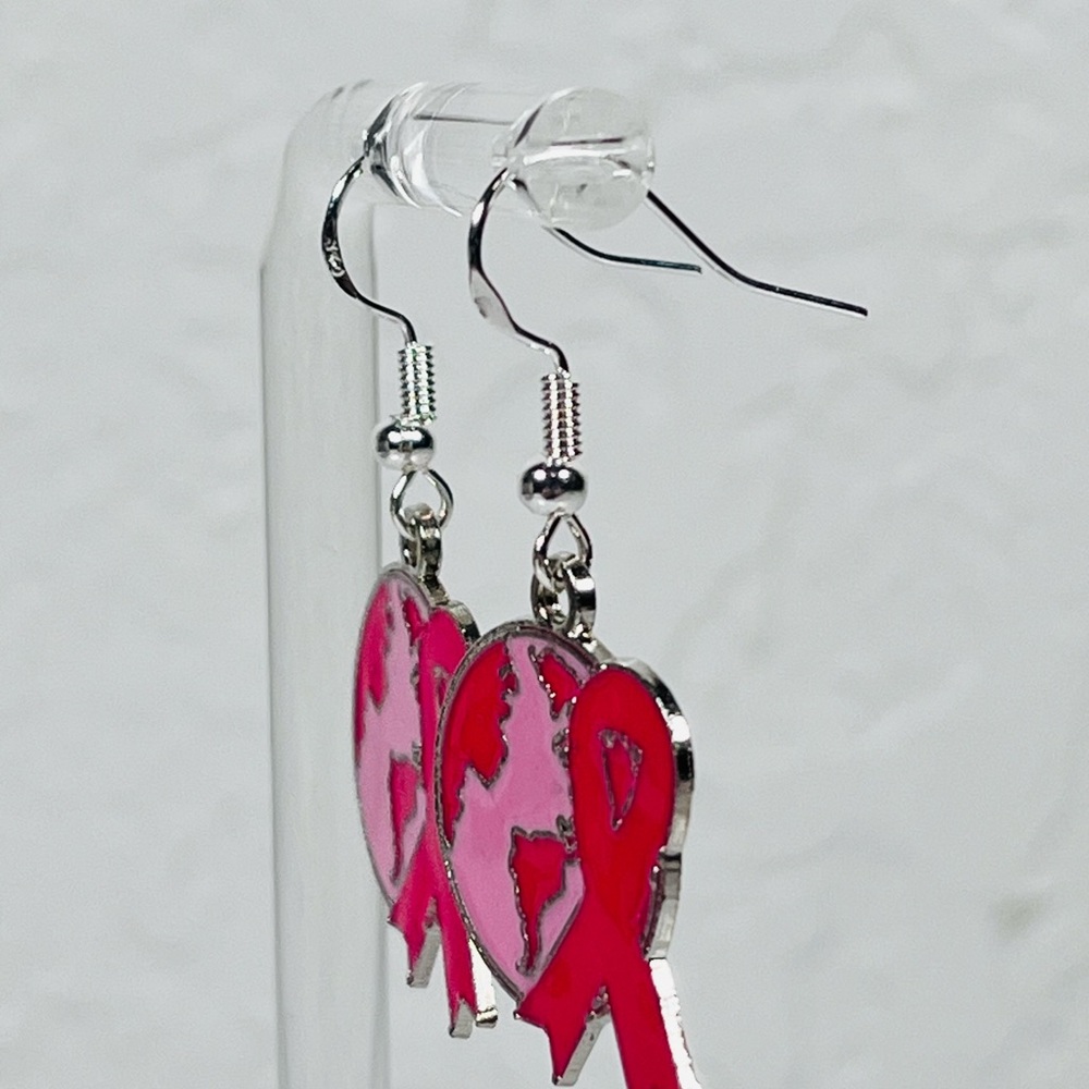 Ribbon World Earrings - Picture 3 of 8